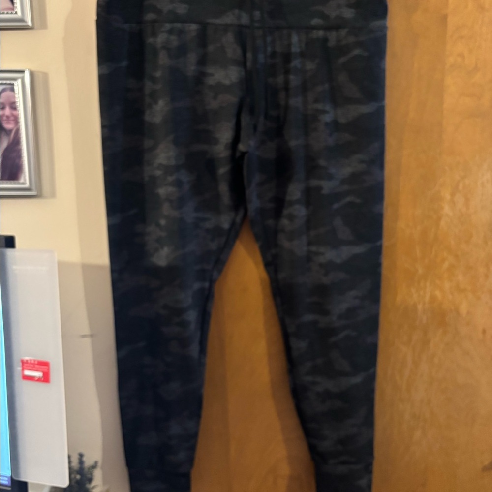 No Boundaries Black and Gray Track Pants with Form-Fitting Design